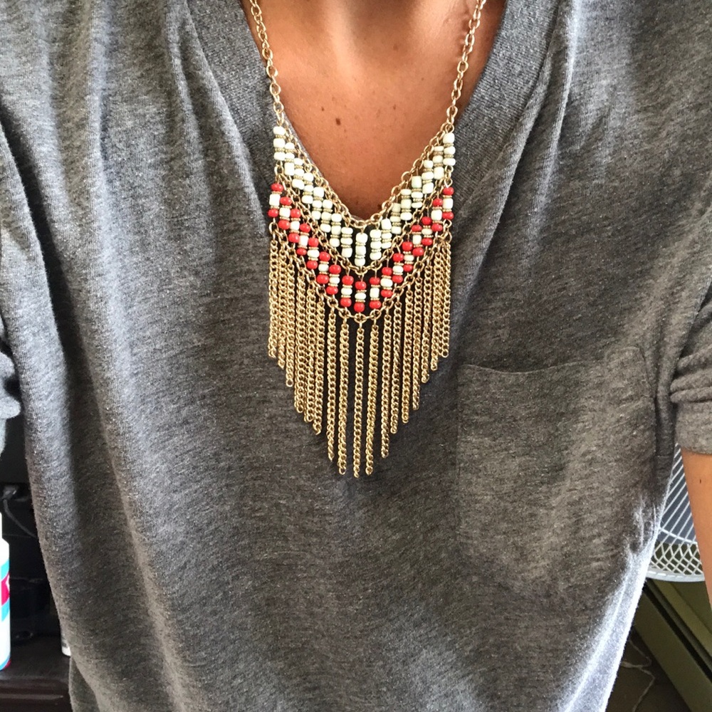 FRANCESCAS Never worn Beaded gold necklace! ✨✨